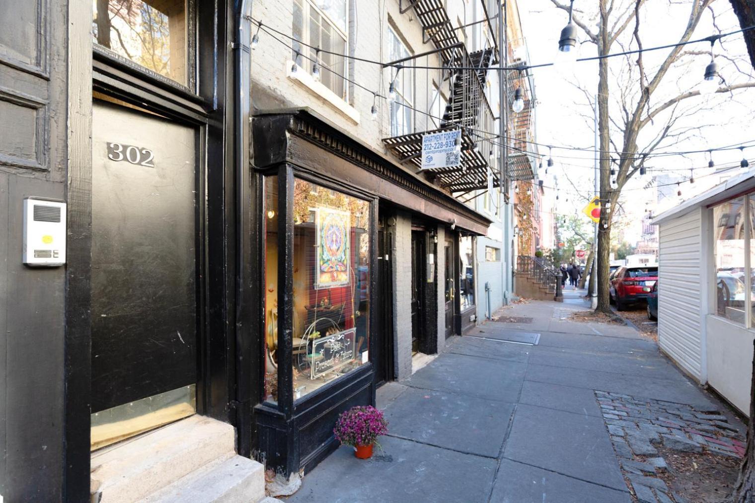 West Village 3br W Wd Nr Pier 46 Nyc-1098 *
